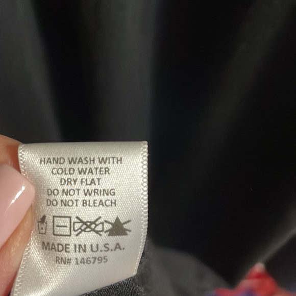 Akira Strapless Black Dress - Picture 9 of 9